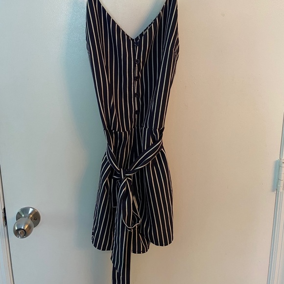 striped romper - Picture 2 of 2